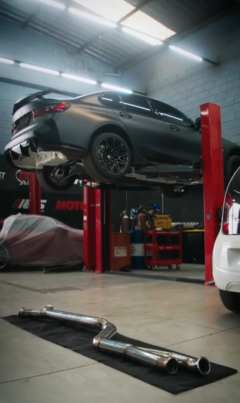 Loja e ambiente Elite Exhaust